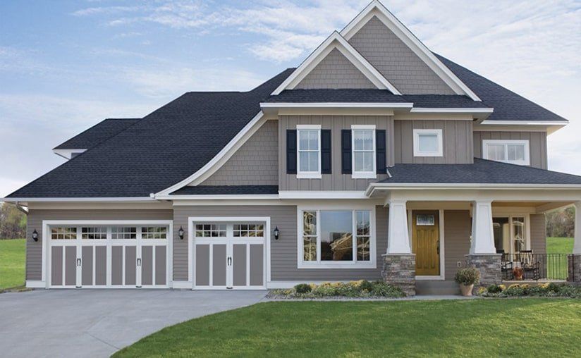 coachman-design12-sq24-window-white-sandtone-garage-door-9c2e76be-1920w.jpg