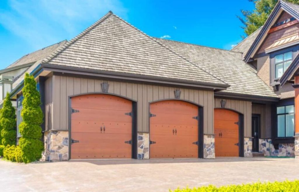 The Long-Term Benefits of Professional Garage Door Maintenance in Sacramento